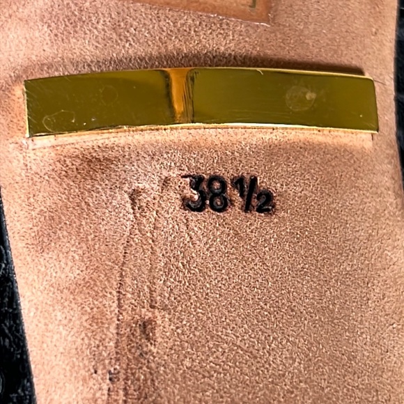 DOLCE & GABBANA HIGH HEEL LACED PUMPS - Picture 11 of 11